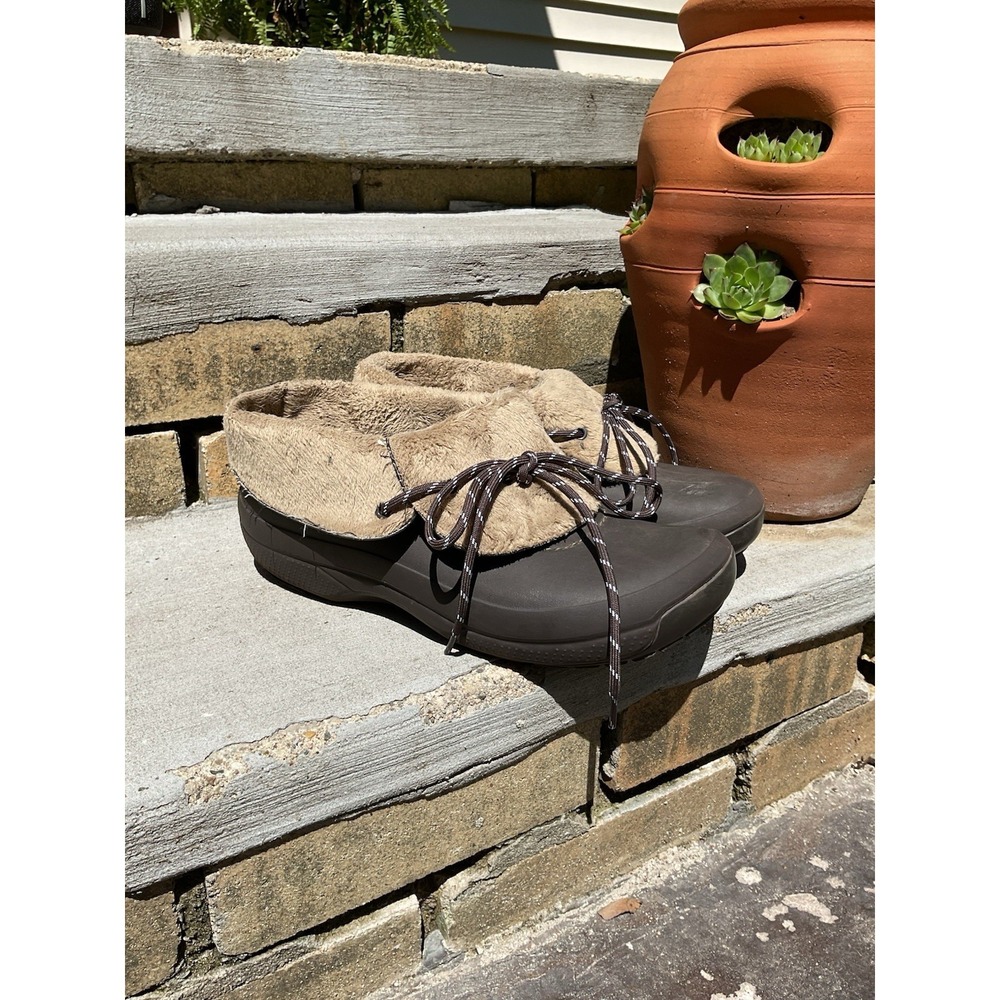 Crocs Blitzen Luxe Convertible Clog Mens 11 Brown Fur Lined 201843-2N0